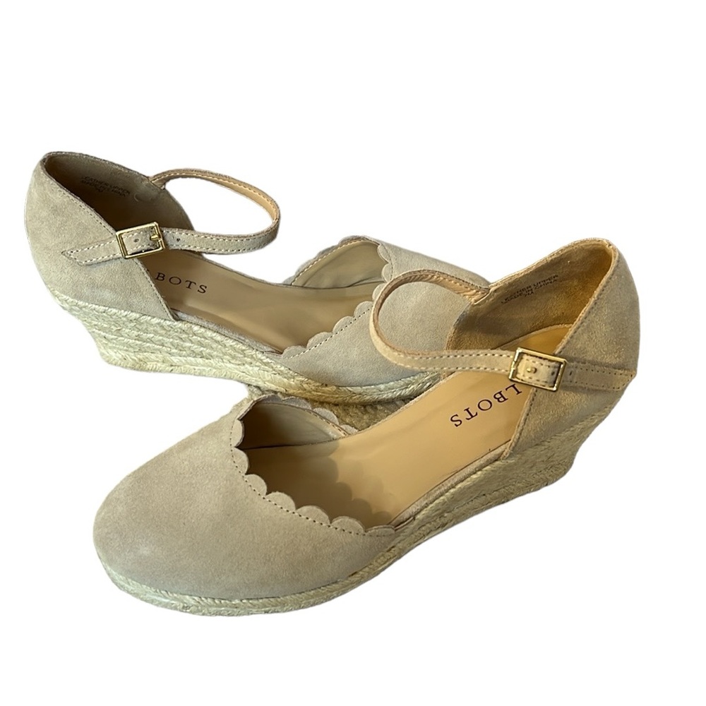 NWOT Talbots Tan Suede Espadrilles